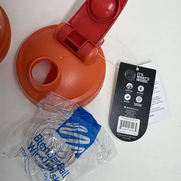 Blender Bottle Classic Shaker Cup Orange 28oz Special Edition Santa Leakproof - Picture 8 of 10